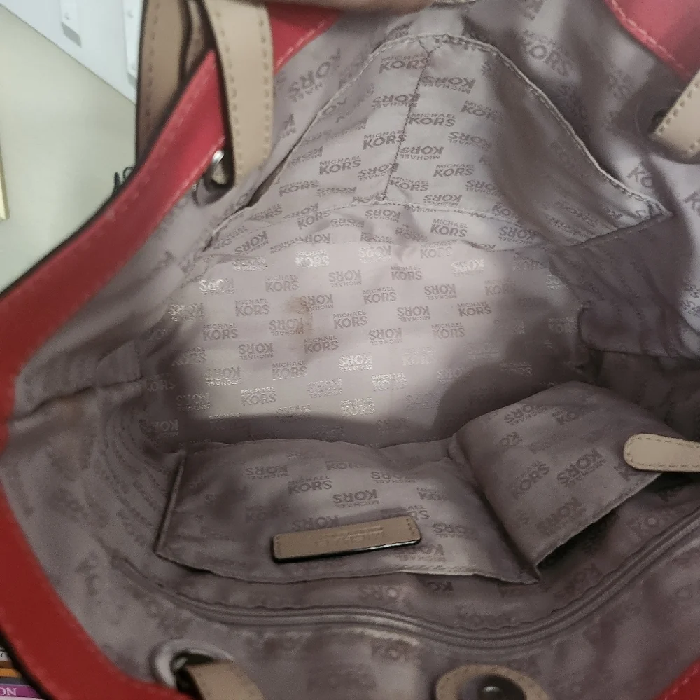 Michael Kors leather shoulder bag
